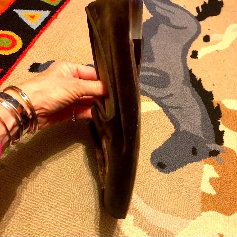 Stubbs & Wootton Dark Brown Velvet Loafers with Fawn pug Motif - Picture 6 of 11